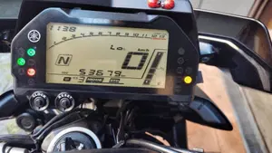 Yamaha MT-10 ABS (2016 - 17)  (8)