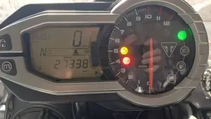 Triumph Tiger 800 XRx (2017 - 18)  (6)