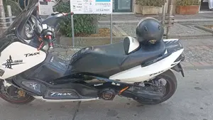 Yamaha T-Max 500 (2004 - 07)  (2)