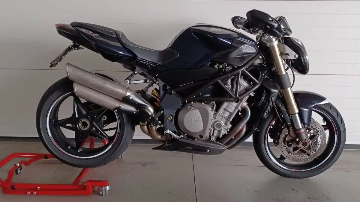 MV Agusta Brutale 910 S (2005 - 11)  (2)