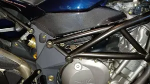 MV Agusta Brutale 910 S (2005 - 11)  (3)
