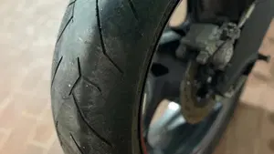 Triumph Street Triple RS (2020 - 22)  (7)