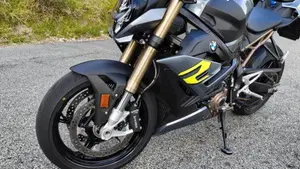 Bmw S 1000 R (2021 - 24)  (2)