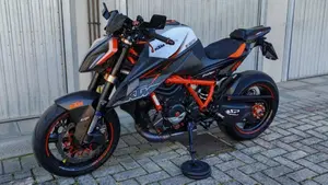 KTM 1290 Super Duke R EVO (2022 - 23)  (2)