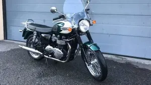 Triumph Bonneville T100 (2008 - 16)  (2)