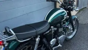 Triumph Bonneville T100 (2008 - 16)  (8)