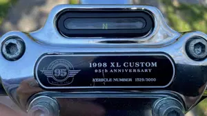 Harley-Davidson 1200 Custom (1995 - 00) - XL 1200C  (6)