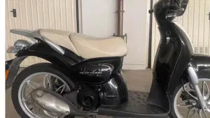 Aprilia Scarabeo 50 4t 4V (2009 - 17)  (3)