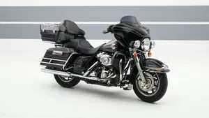 Harley-Davidson 1584 Electra Glide Ultra Classic (2007) - FLHTCU 