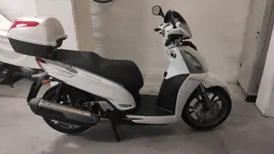 Kymco People 300i GT ABS (2016 - 20) 