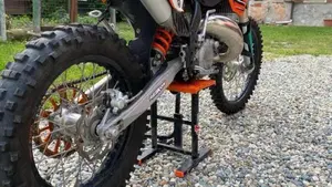 KTM 125 EXC (2010)  (5)