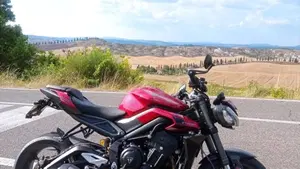 Triumph Street Triple 765 RS (2023 - 26) 