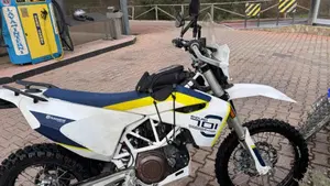 Husqvarna 701 Enduro (2017 - 19)  (5)