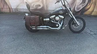 Harley-Davidson 1584 Wide Glide (2007 - 11) - FXDWG usata