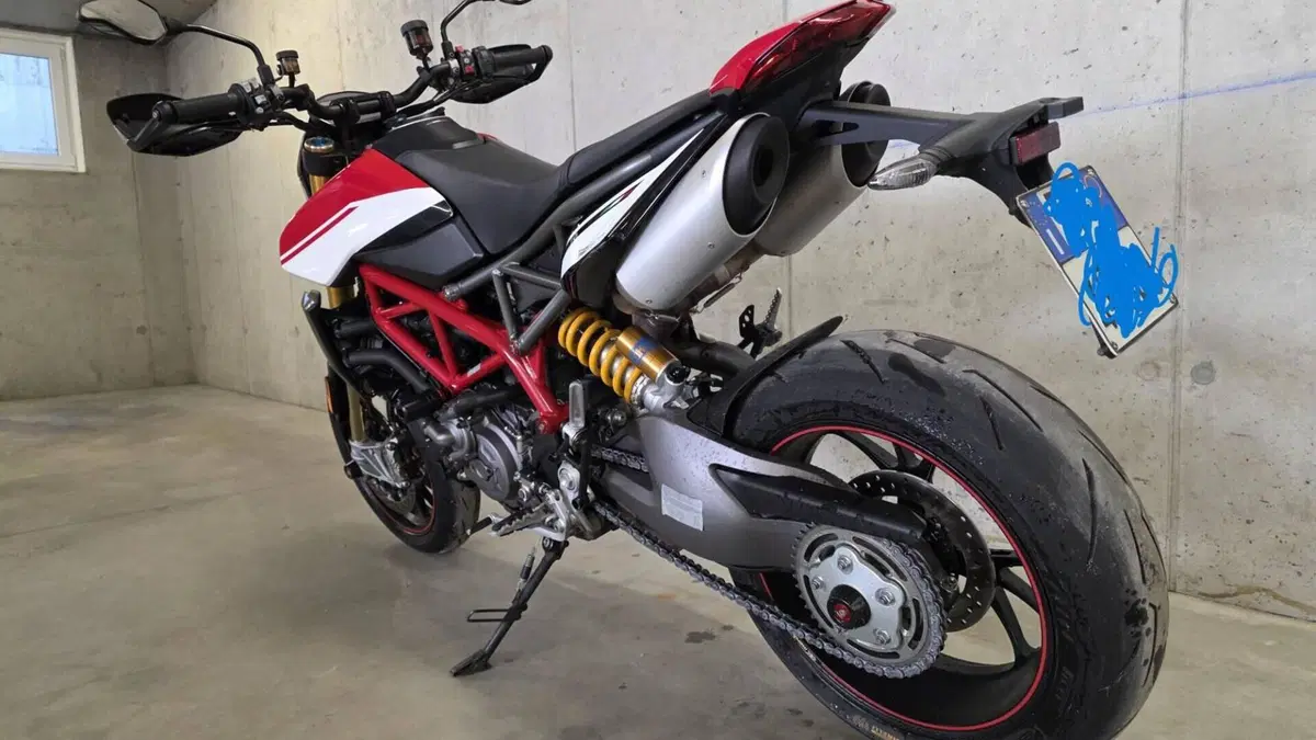 Ducati Hypermotard 950 SP (2019 - 20)  (17)