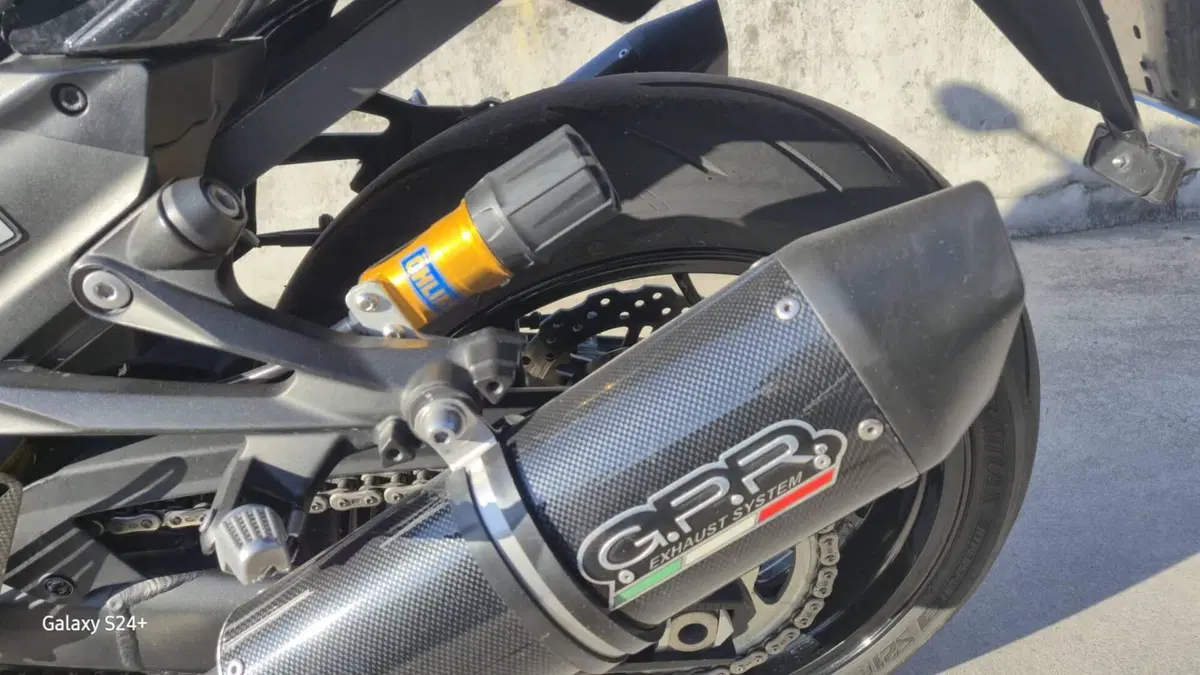 Kawasaki ZZR 1400 ABS (2012 - 15)  (3)