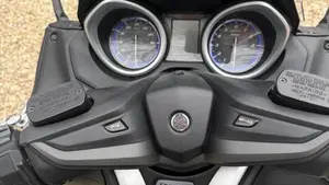 Yamaha T-Max 530 SX (2017 - 19)  (5)