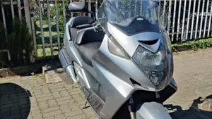 Honda Silver Wing 600 (2005 - 09)  (3)
