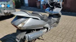 Honda Silver Wing 600 (2005 - 09)  (7)