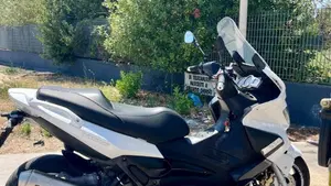Gilera Nexus 500  (2)