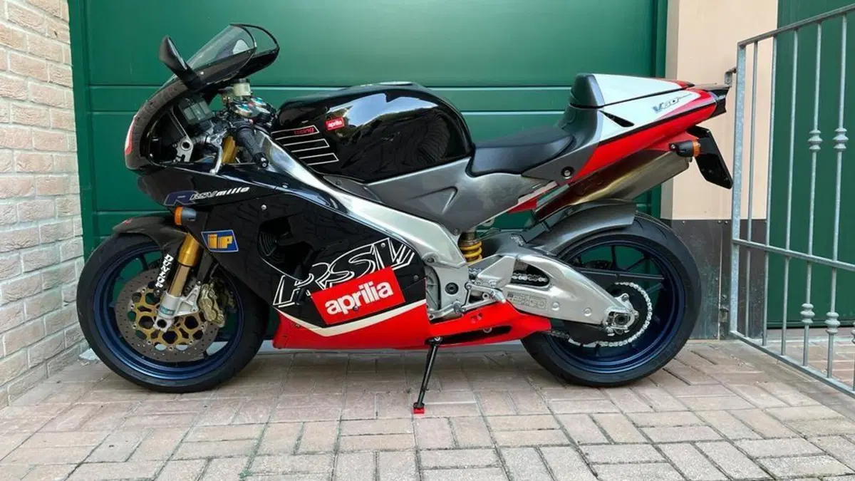 Aprilia RSV 1000 R (2000 -  01) 