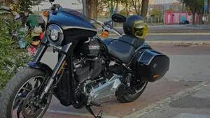 Harley-Davidson Sport Glide (2021 - 25) 