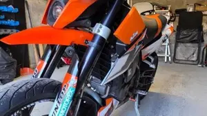 KTM 690 Duke (2007 - 09)  (2)