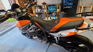 KTM 690 Duke (2007 - 09)  (8)