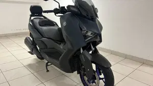 Yamaha X-Max 300 (2021 - 24)  (2)