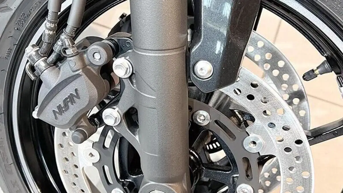 Kawasaki Z7 Hybrid (2024 - 26)  (4)