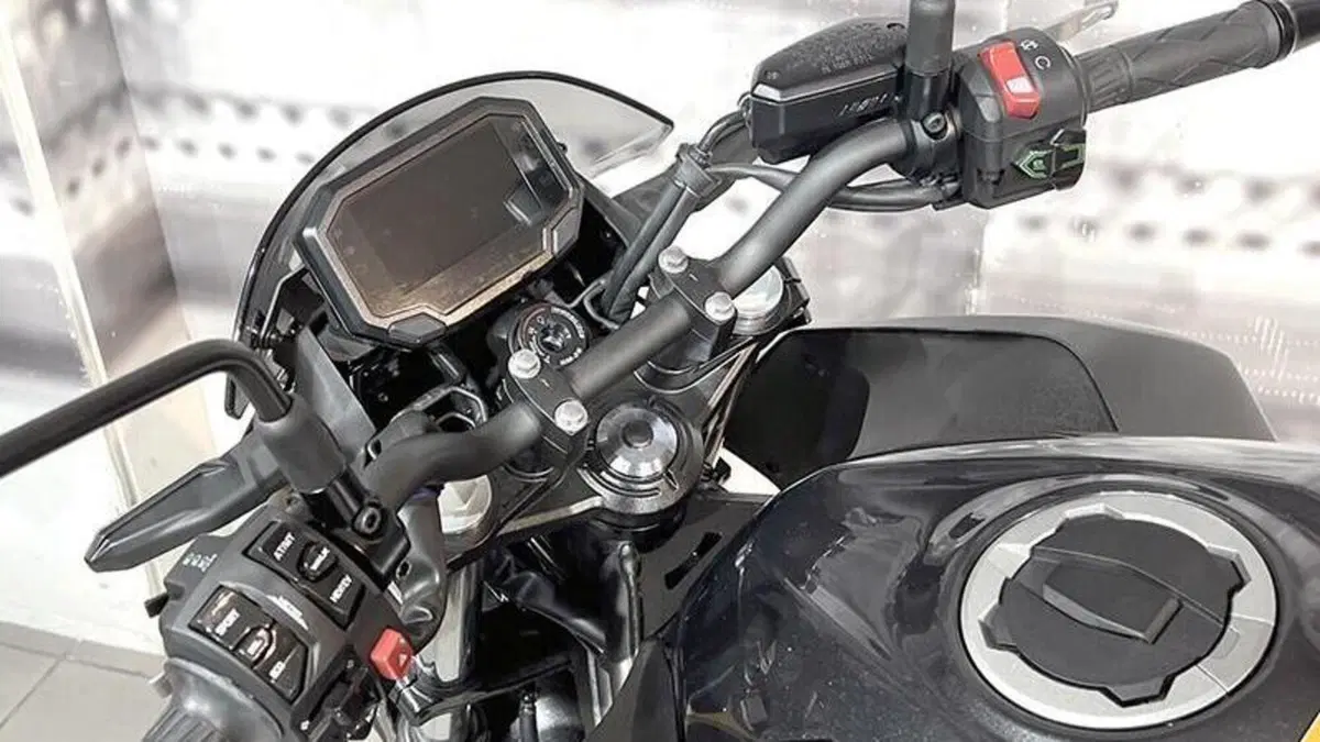 Kawasaki Z7 Hybrid (2024 - 26)  (6)