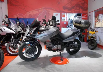 Suzuki V-Strom 650 (2008 - 11) - Annuncio 9981708