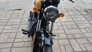 Royal Enfield Meteor 350 (2021 - 26)  (3)