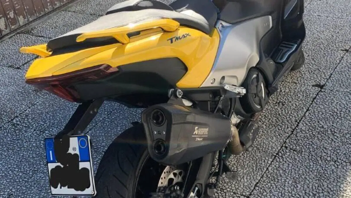 Yamaha T-Max 560 (2022 - 24)  (3)
