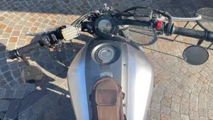 Yamaha XSR 700 ABS 60th Anniversary (2016 - 18)  (5)