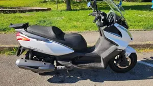 Kymco Downtown 300i ABS (2009 - 17) 