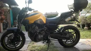 Yamaha MT-03 (2006 - 14)  (2)
