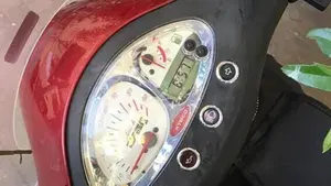 Kymco People 50 (1999 - 05)  (4)