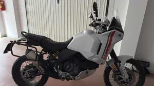 Ducati DesertX (2022 - 25)  (2)