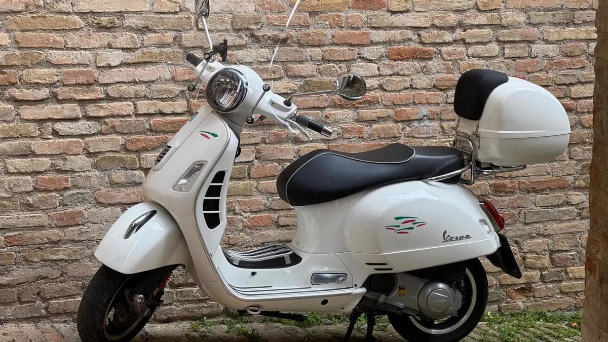 Vespa GTS 300 Super ABS (2014 - 16) 