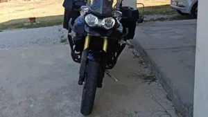 Triumph Tiger 800 ABS (2010 - 14)  (2)