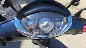 Piaggio Fly 125 4T 3V (2013 - 17)  (2)