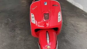 Vespa GTS 300 (2010 - 14)  (5)
