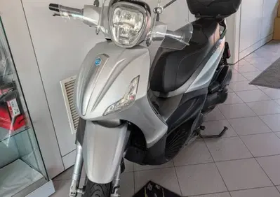 Piaggio Beverly 300 S i.e. ABS-ASR (2016 - 20) - Annuncio 9982298