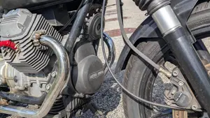 Moto Guzzi V 35 Imola (1980 - 85)  (12)
