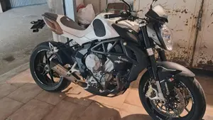 MV Agusta Brutale 675 EAS (2011 - 14) 