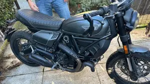 Ducati Scrambler 800 Night Shift (2021 - 22) 