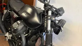 Moto Guzzi V7 Stone (2021 - 24) usata