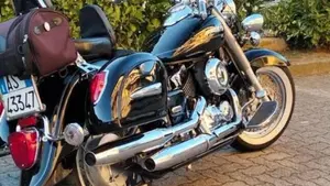 Yamaha XVS 650 Drag Star A Classic (1998 - 06)  (2)