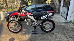 Honda CRF 250R (2007)  (2)